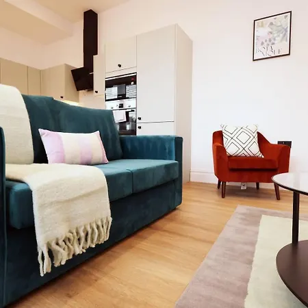 Apartamento Chic With Parking And Wifi *